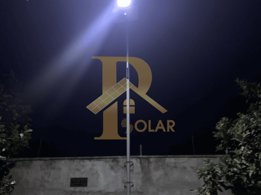 Lắp đặt đèn năng lượng mặt trời tại nhà nghỉ Thu Hiền